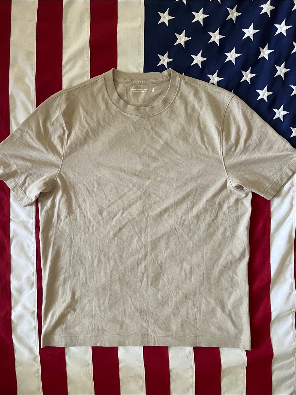 Abercrombie t-shirt